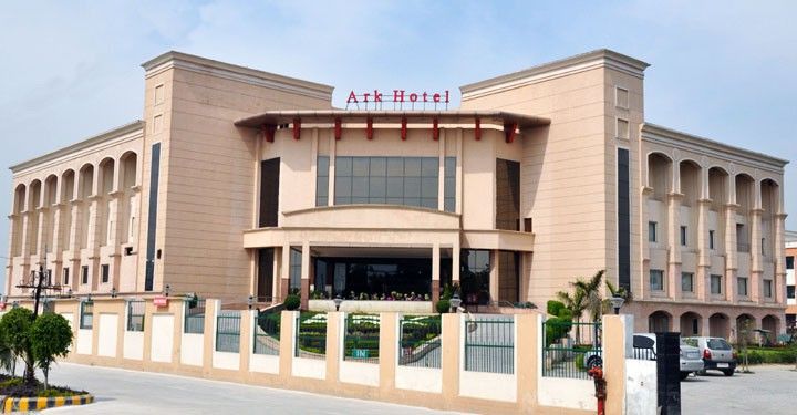 Hotel Ark Continental Rudrapur Dış mekan fotoğraf